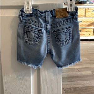 True religion 18 months shorts